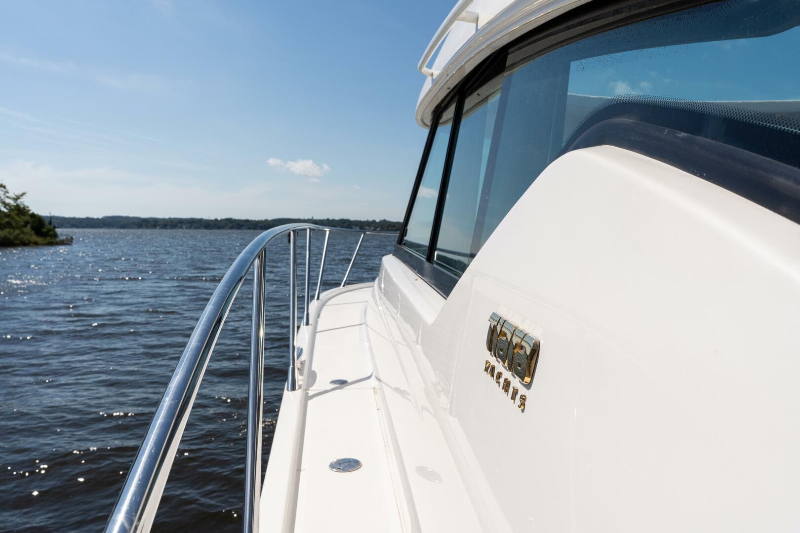 2015 Tiara Yachts 44 Coupe — photo 31