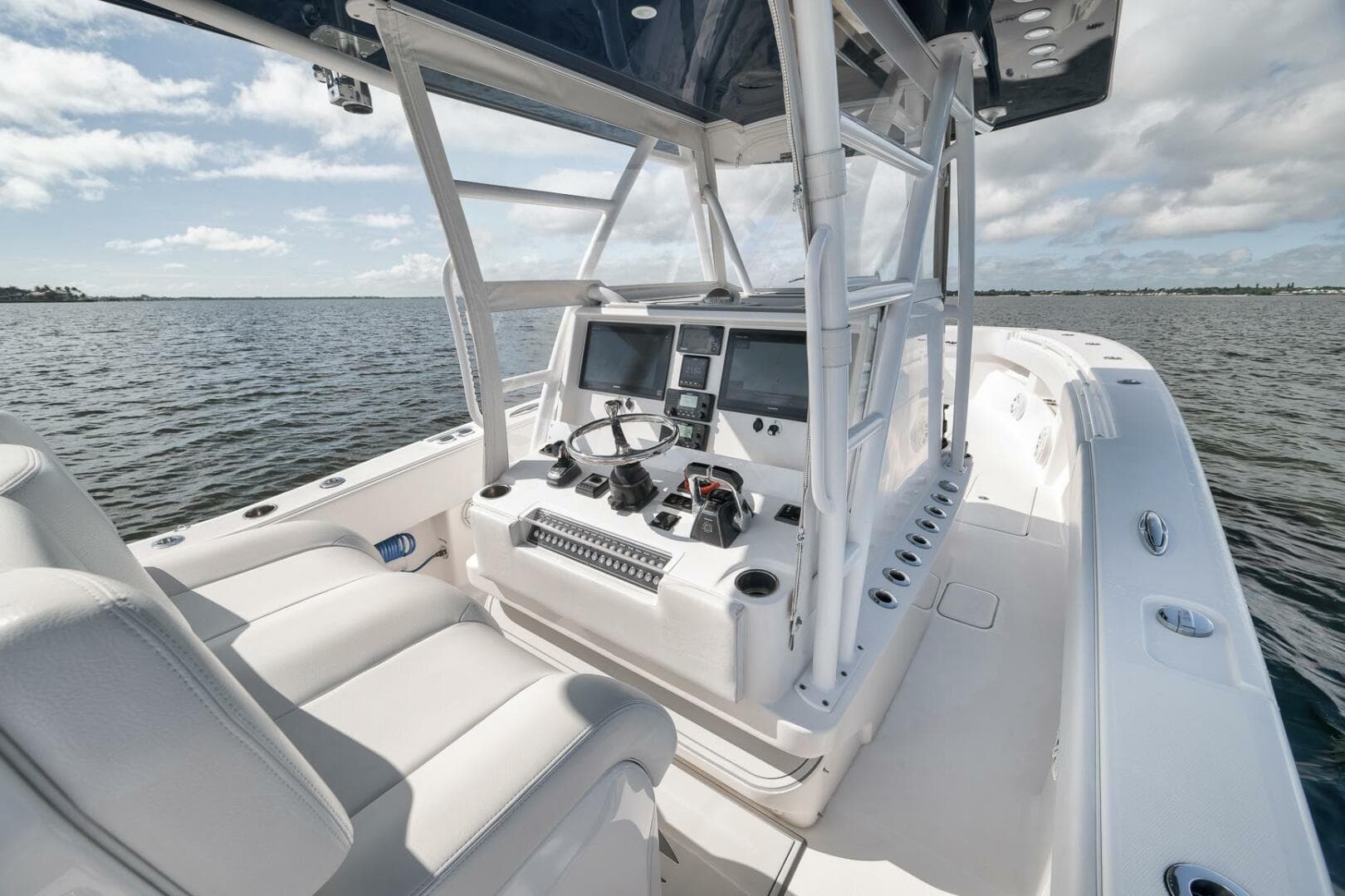 2018 Invincible 36 Open Fisherman — photo 21