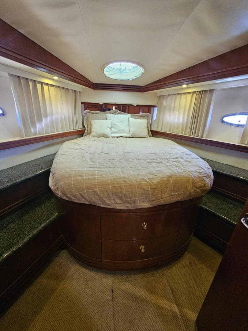 1999 Carver 530 Voyager Pilothouse — photo 4