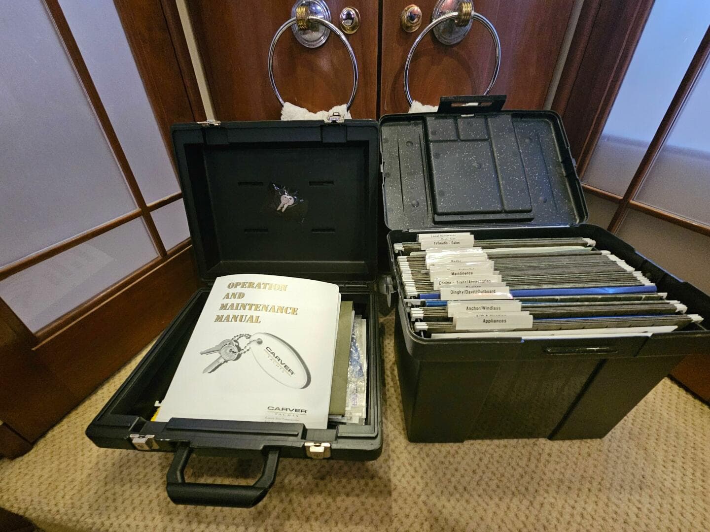 1999 Carver 530 Voyager Pilothouse — photo 40