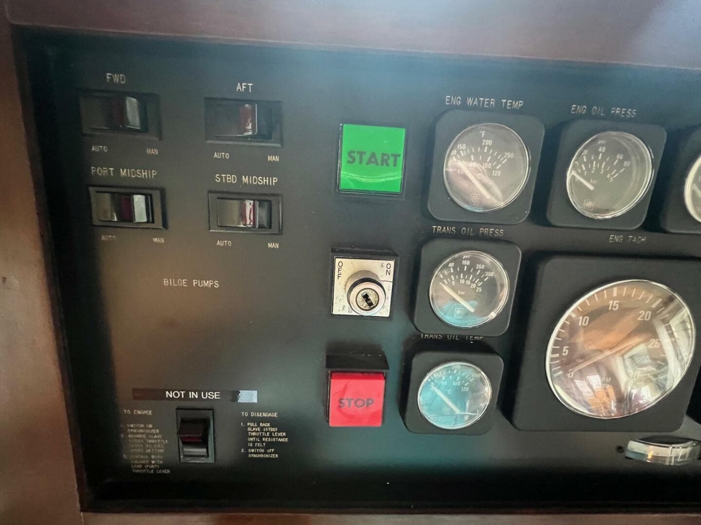 1988 Hatteras Motor Yacht — photo 57