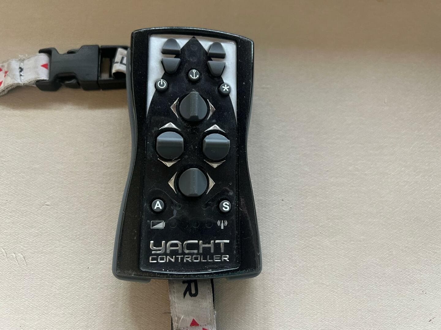 1988 Hatteras Motor Yacht — photo 47