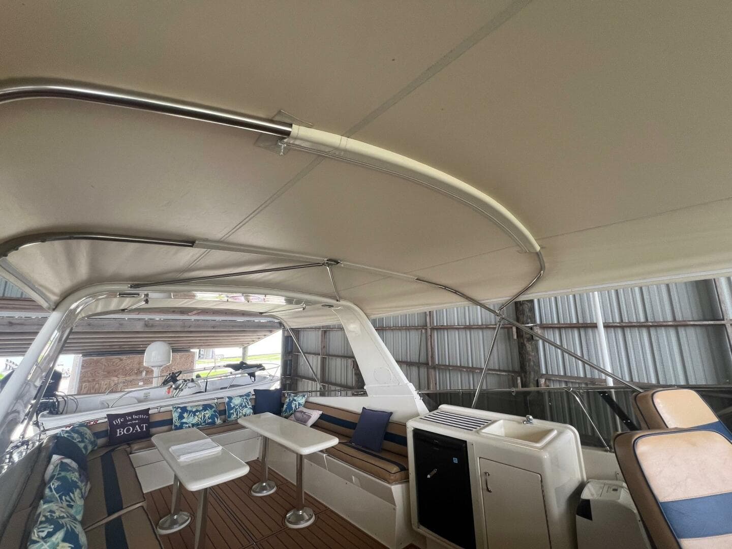 1988 Hatteras Motor Yacht — photo 112