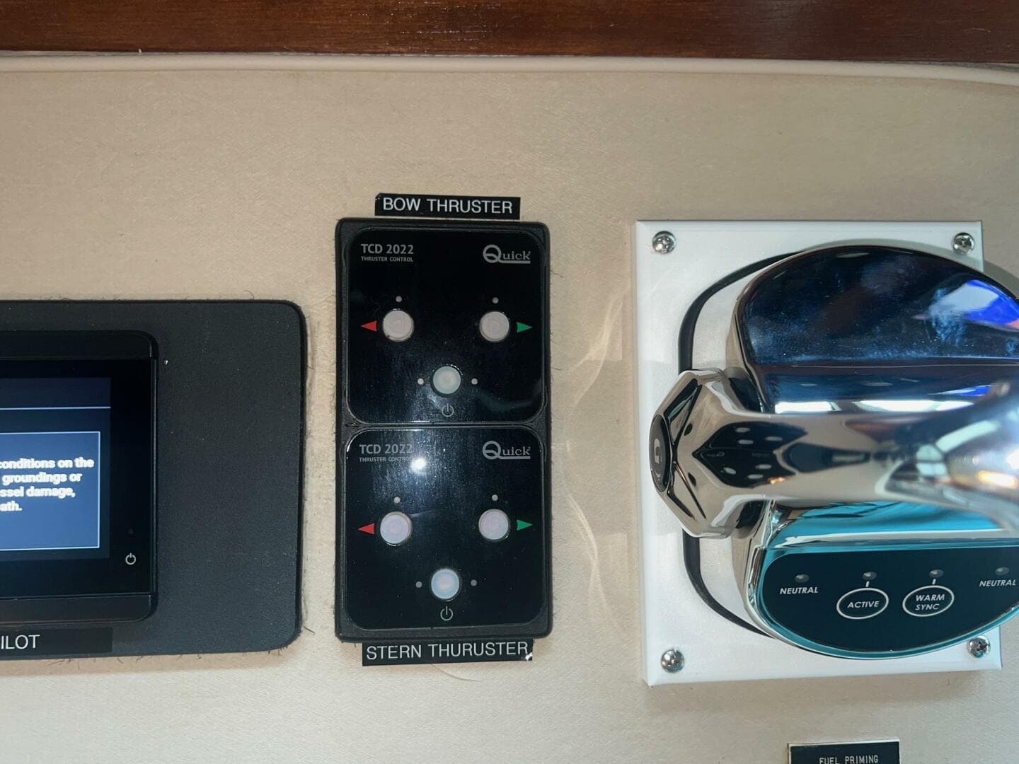 1988 Hatteras Motor Yacht — photo 46