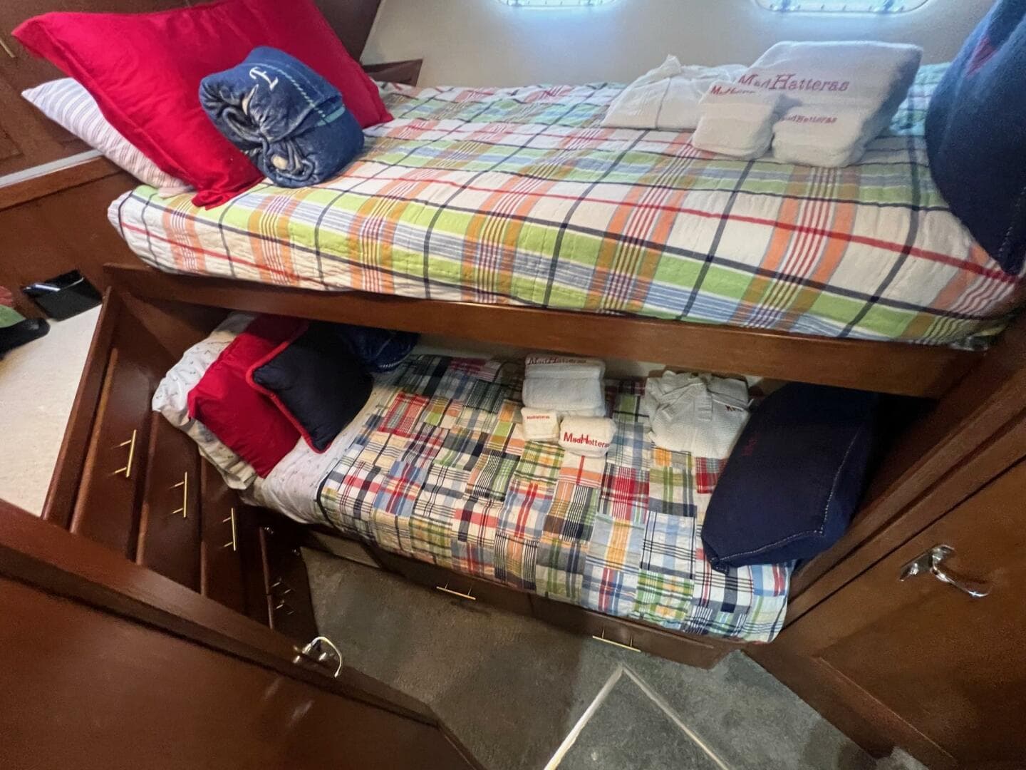 1988 Hatteras Motor Yacht — photo 62