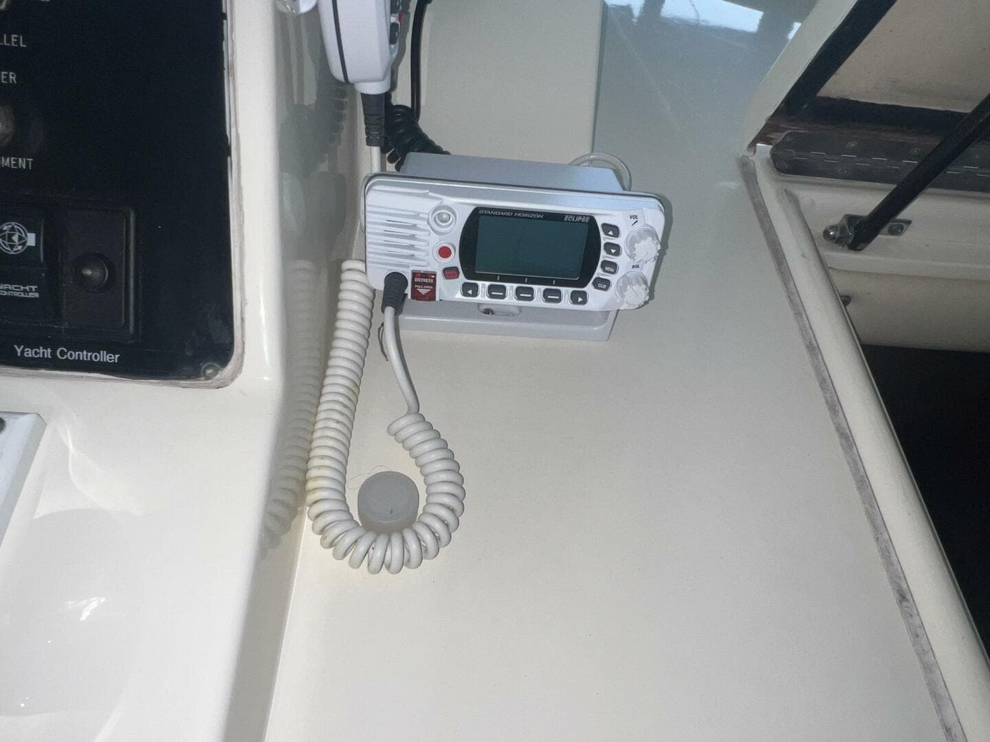 1988 Hatteras Motor Yacht — photo 106