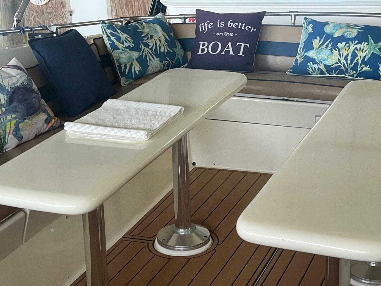 1988 Hatteras Motor Yacht — photo 111