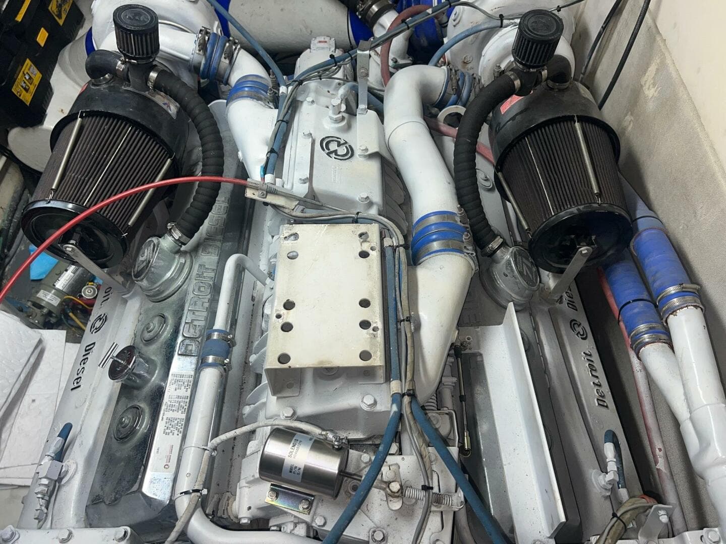 1988 Hatteras Motor Yacht — photo 127