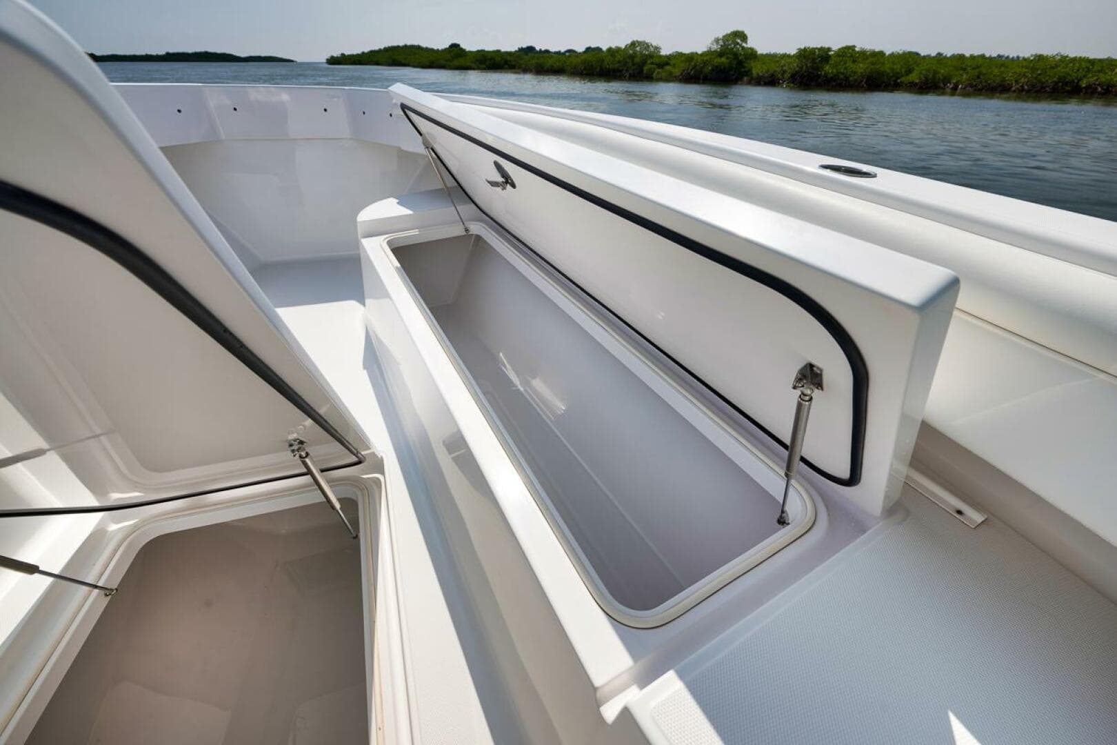 2013 Bahama — photo 36