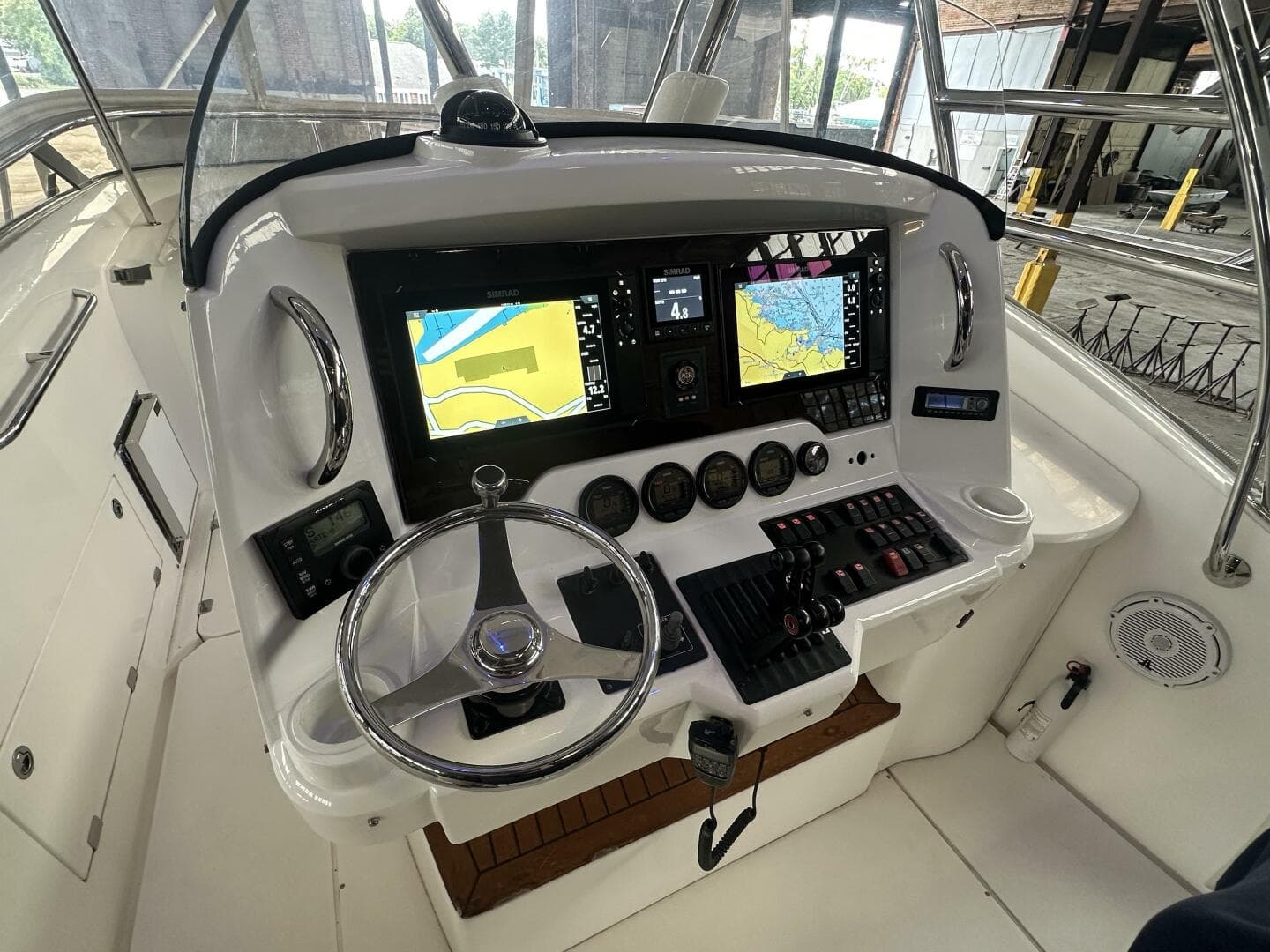 2006 Sunseeker 37 Sportfisher — photo 11