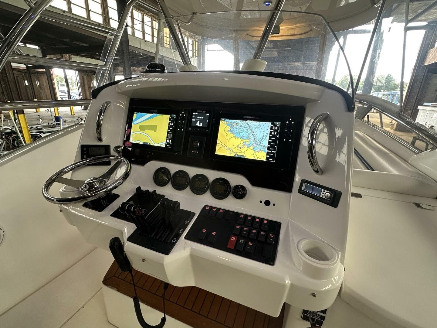 2006 Sunseeker 37 Sportfisher — photo 10