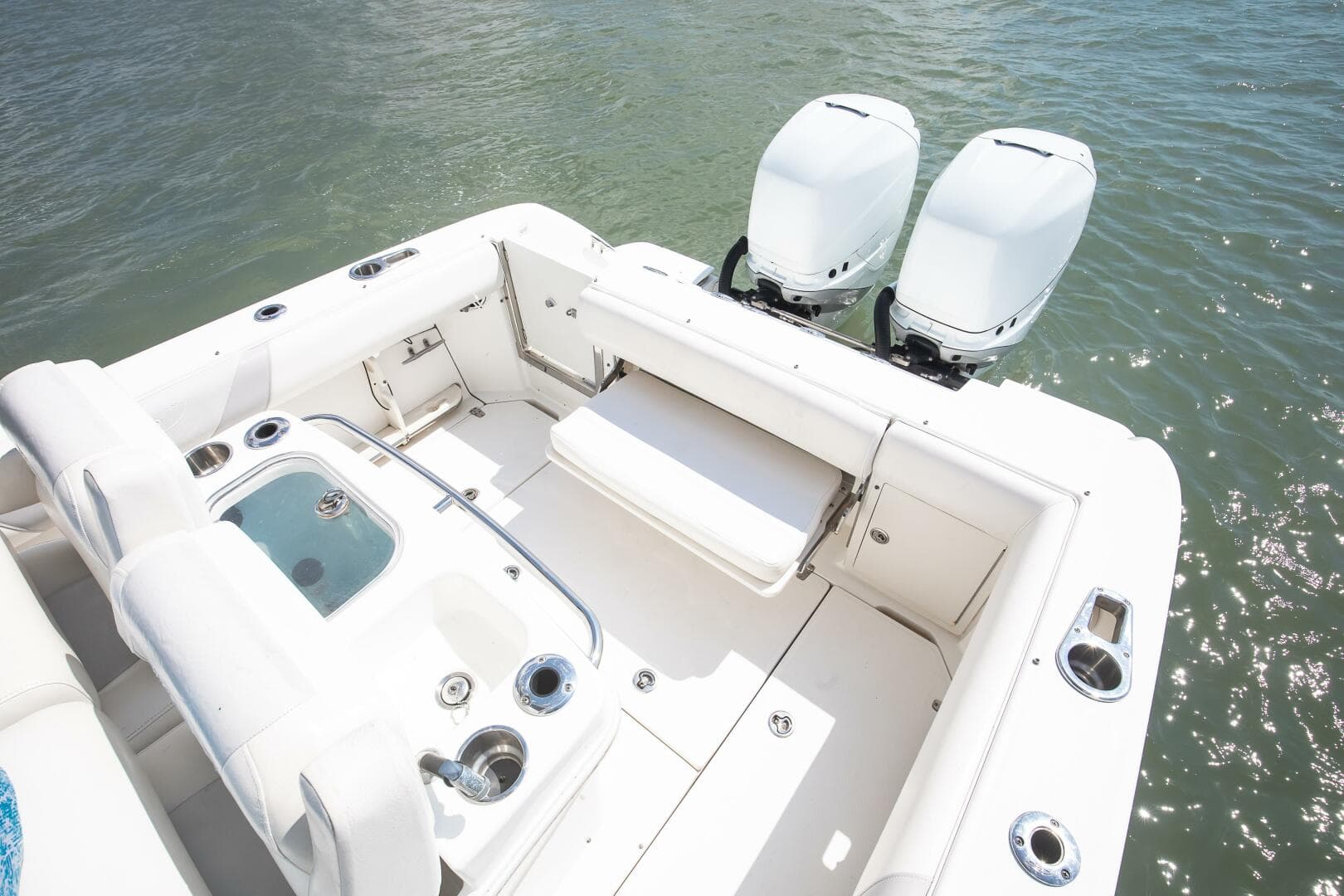 2010 Boston Whaler 250 Outrage — photo 11