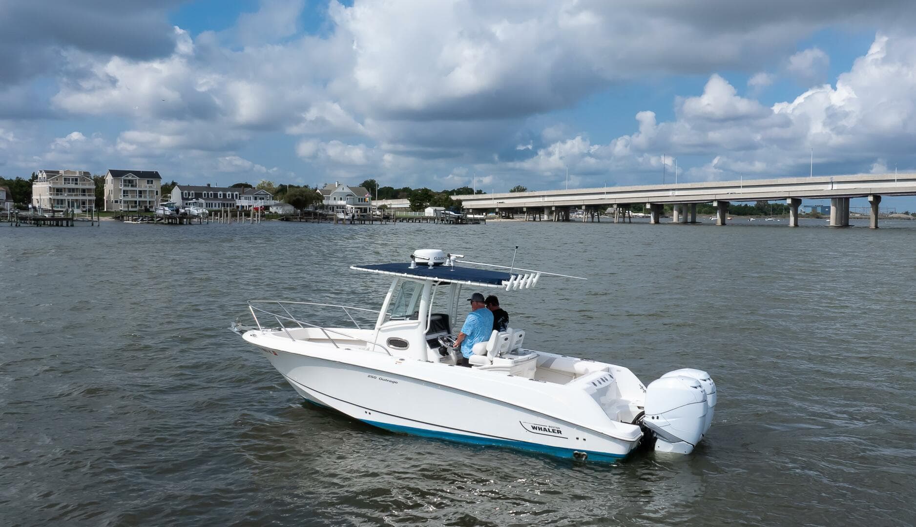 2010 Boston Whaler 250 Outrage — photo 15