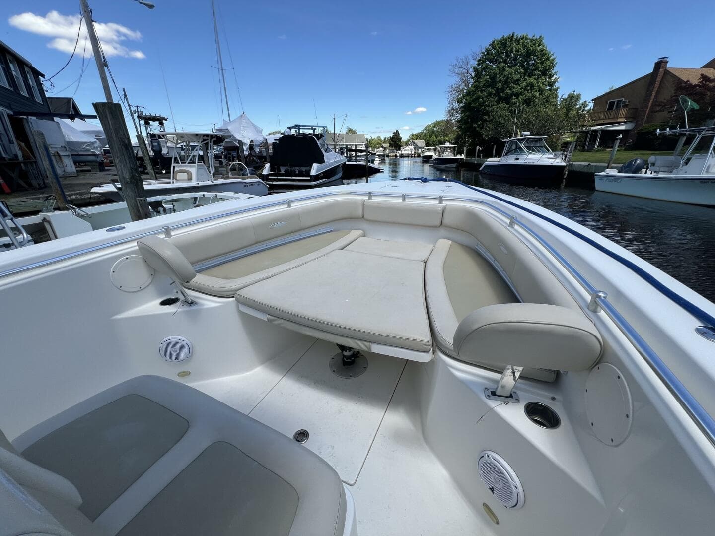 2014 Cobia 296 Center Console — photo 10