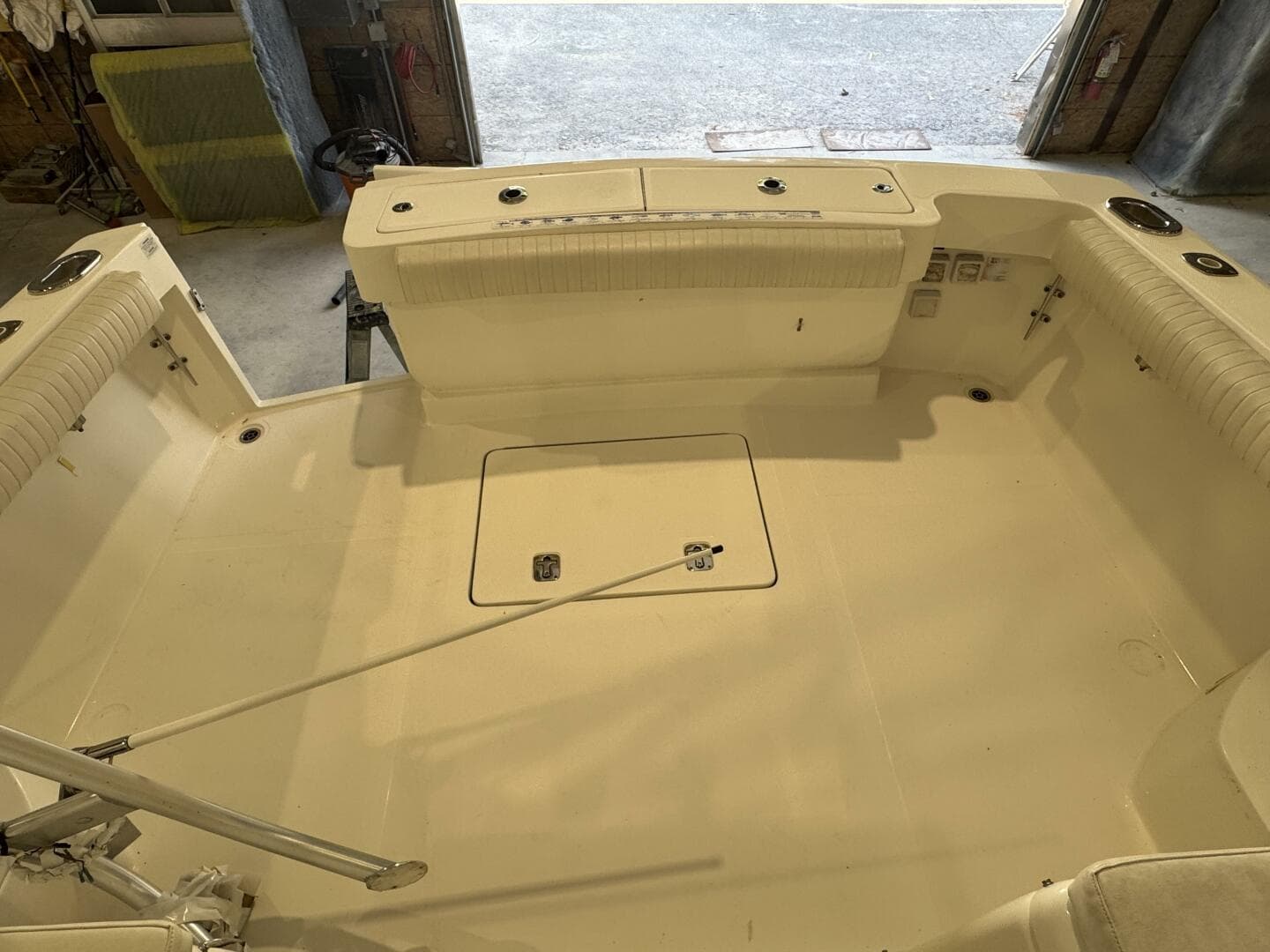 2011 Luhrs 30 Open — photo 17