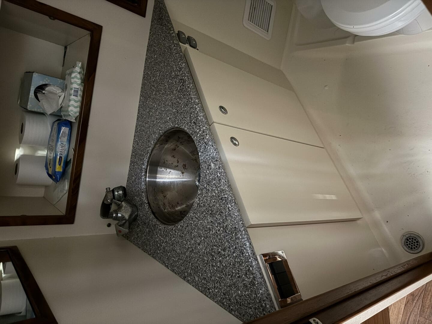 2011 Luhrs 30 Open — photo 29