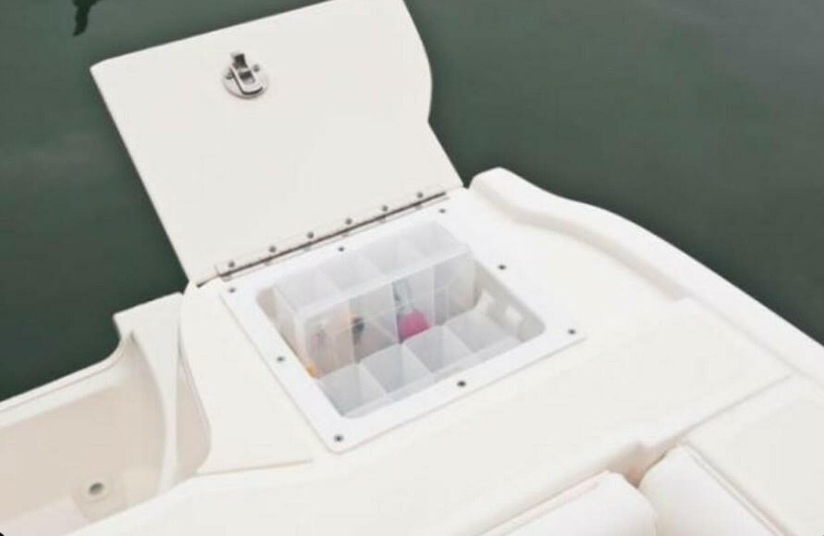 2014 Boston Whaler 220 Outrage — photo 23