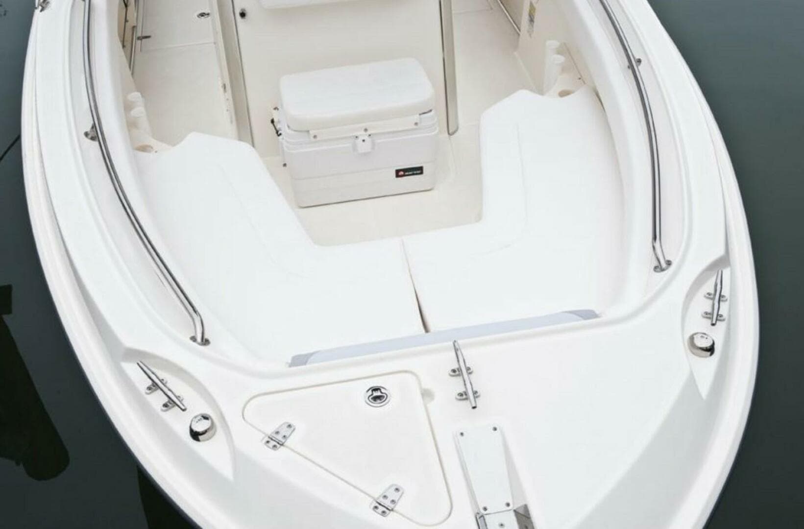2014 Boston Whaler 220 Outrage — photo 17