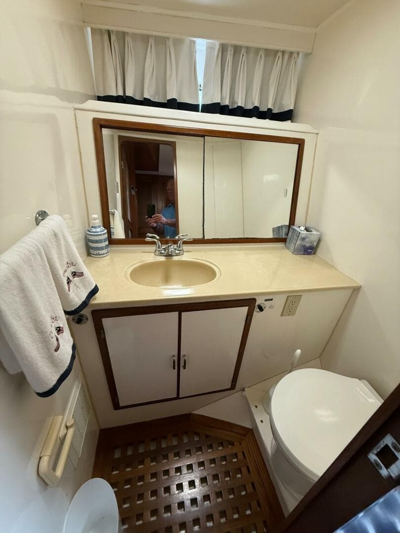 1989 Jefferson Marquessa 52 — photo 26