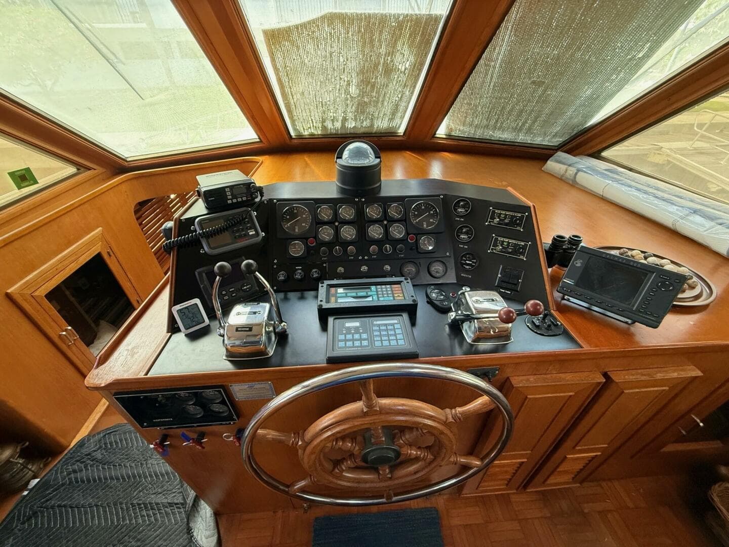 1989 Jefferson Marquessa 52 — photo 12