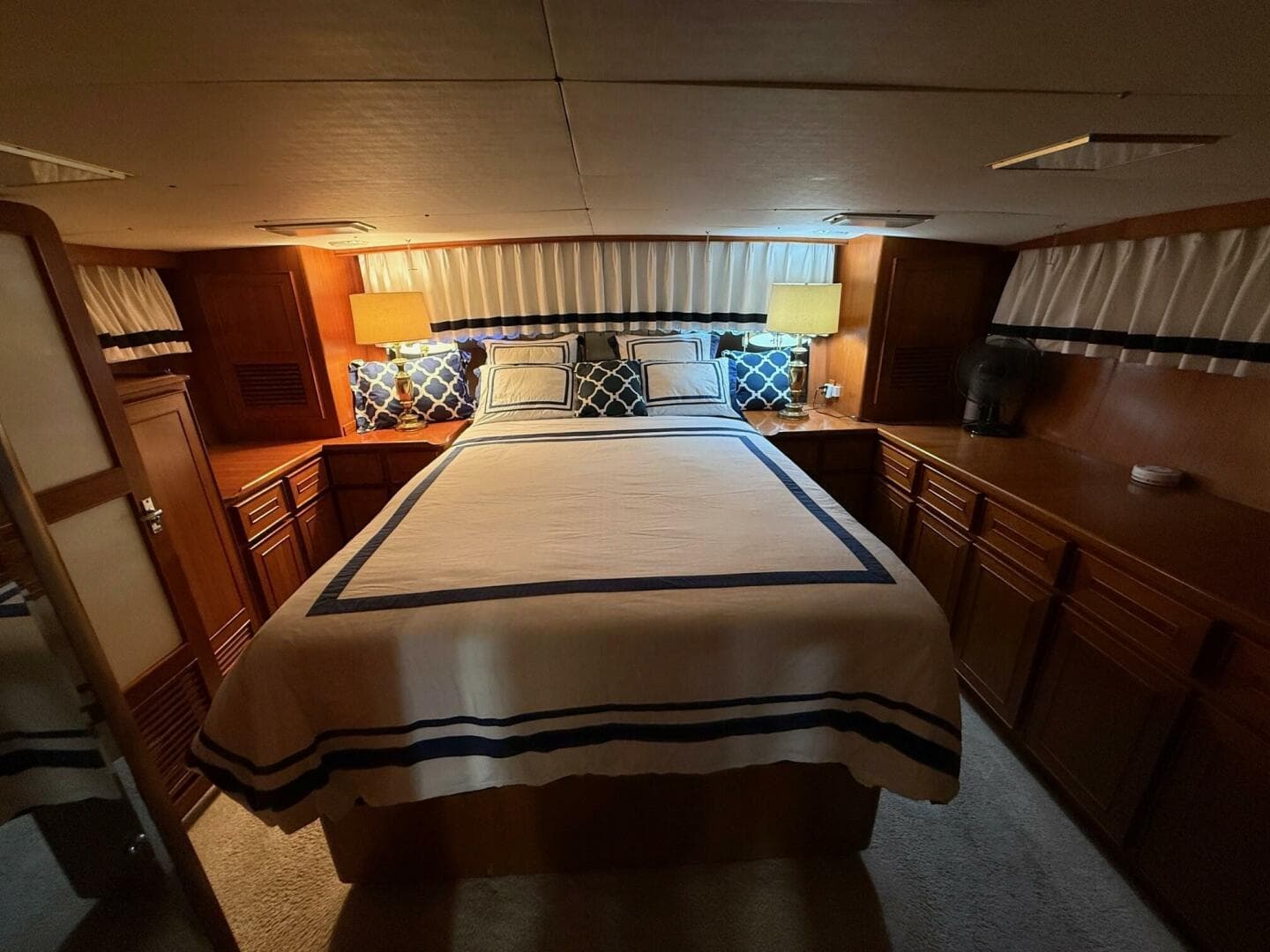 1989 Jefferson Marquessa 52 — photo 21