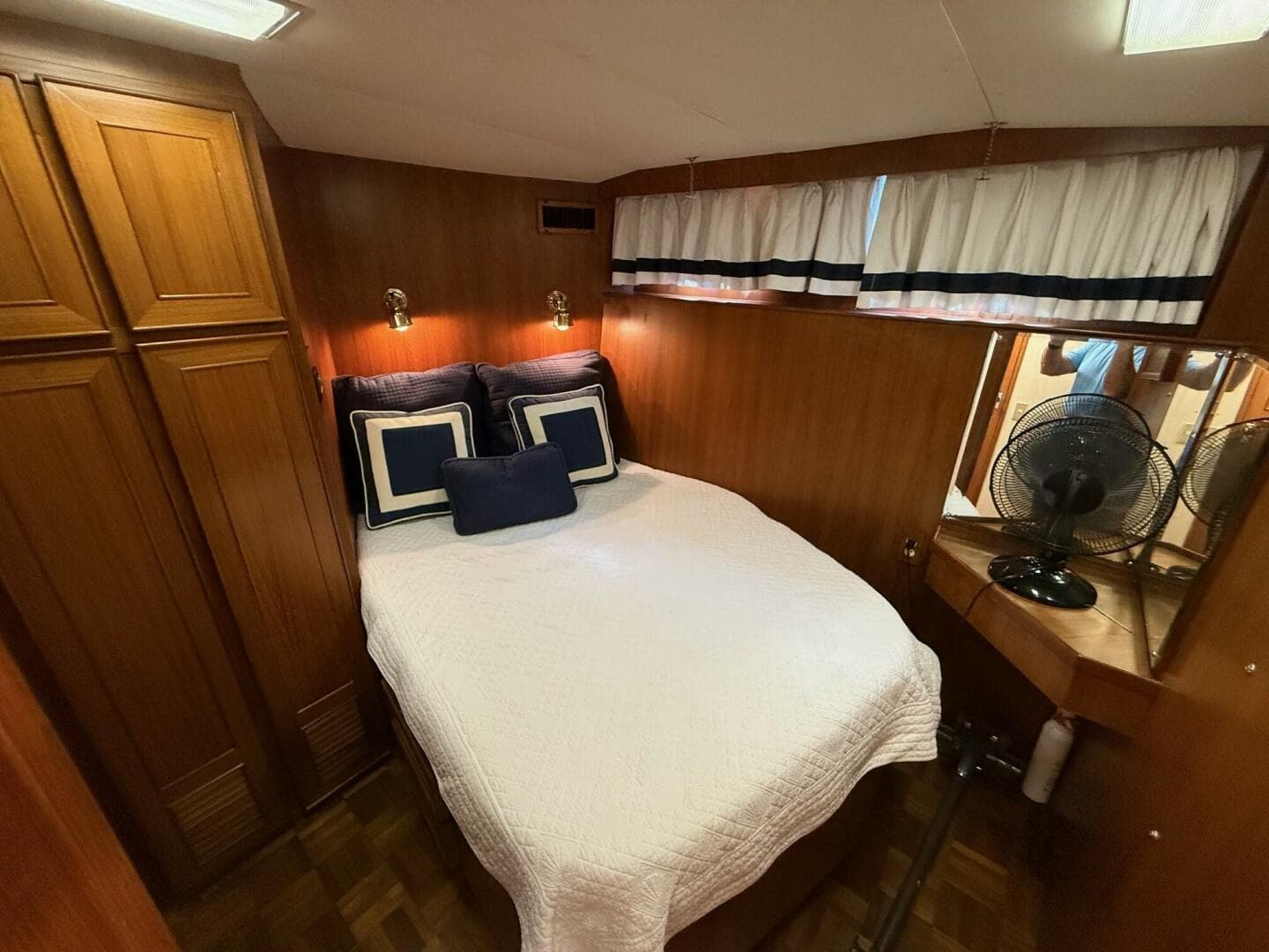 1989 Jefferson Marquessa 52 — photo 19