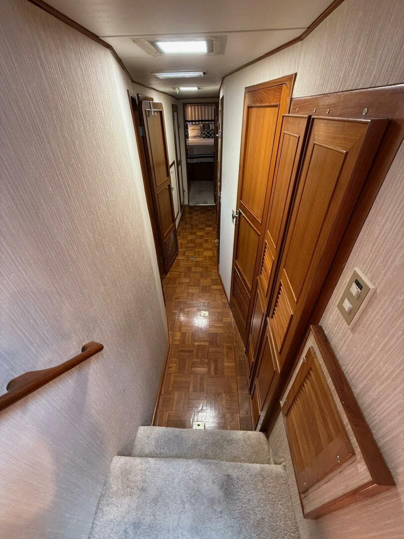 1989 Jefferson Marquessa 52 — photo 24