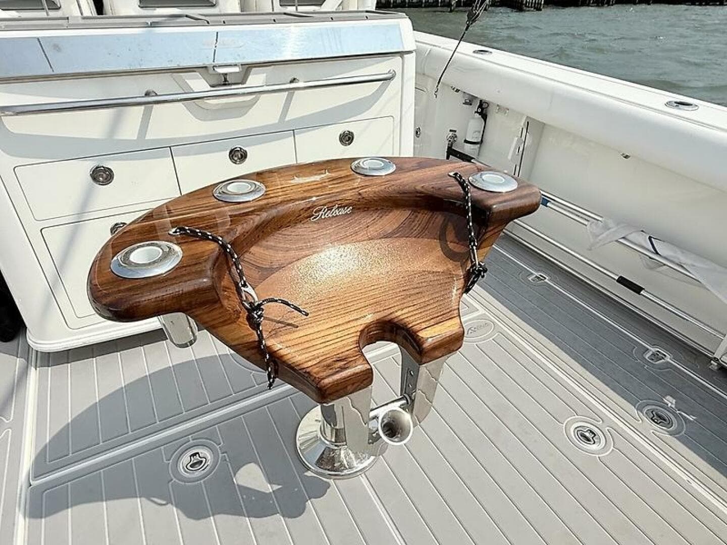 2014 Boston Whaler 350 Outrage — photo 43