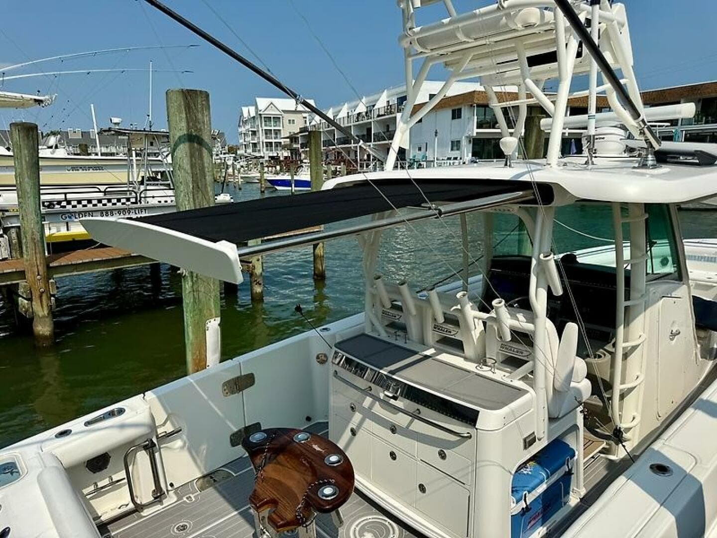 2014 Boston Whaler 350 Outrage — photo 59