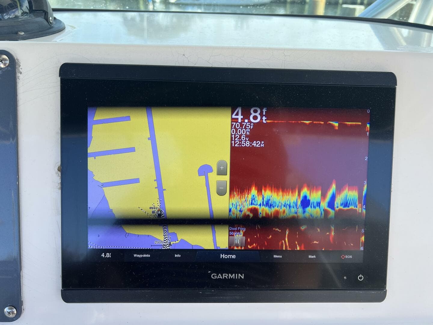 2004 Robalo R 260 — photo 11