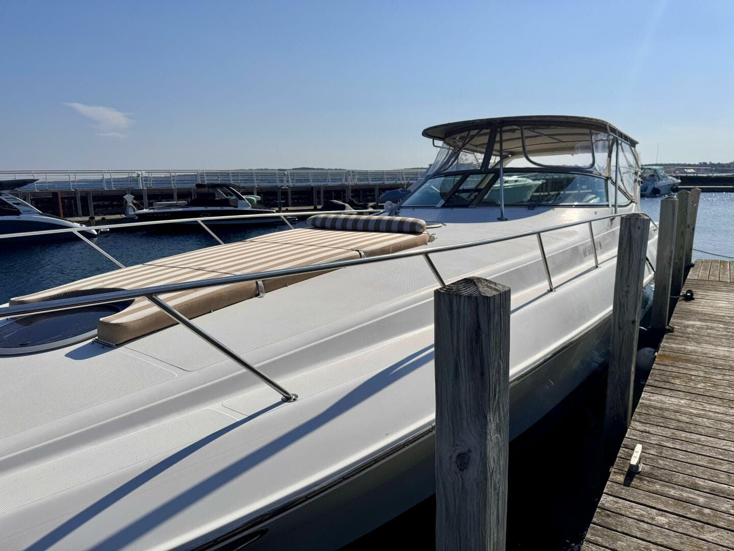 1996 Wellcraft 45 Excalibur — photo 10