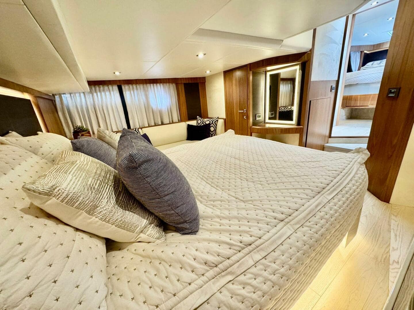 2016 Absolute 45 Sport Yacht — photo 79