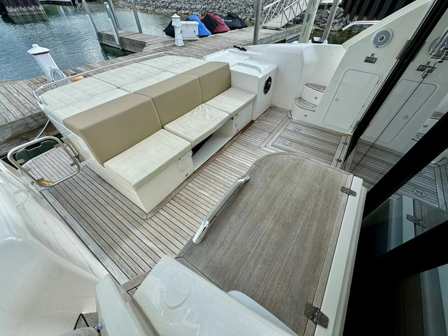 2016 Absolute 45 Sport Yacht — photo 27