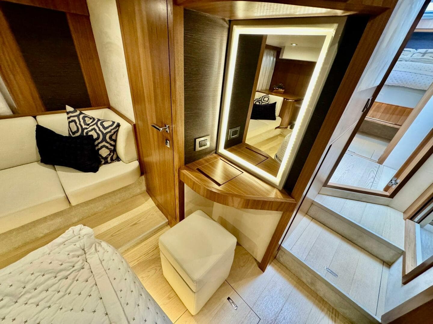 2016 Absolute 45 Sport Yacht — photo 84