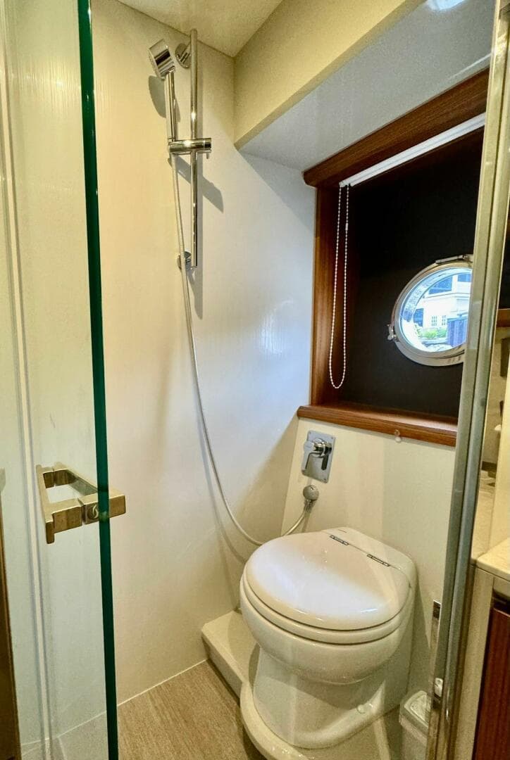 2016 Absolute 45 Sport Yacht — photo 68