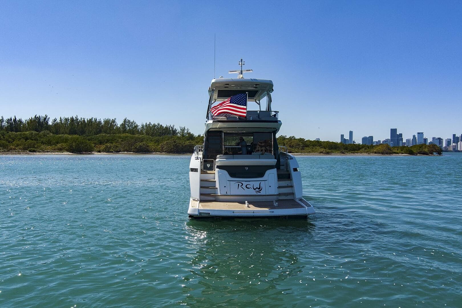 2021 Fairline Squadron 68 — photo 4