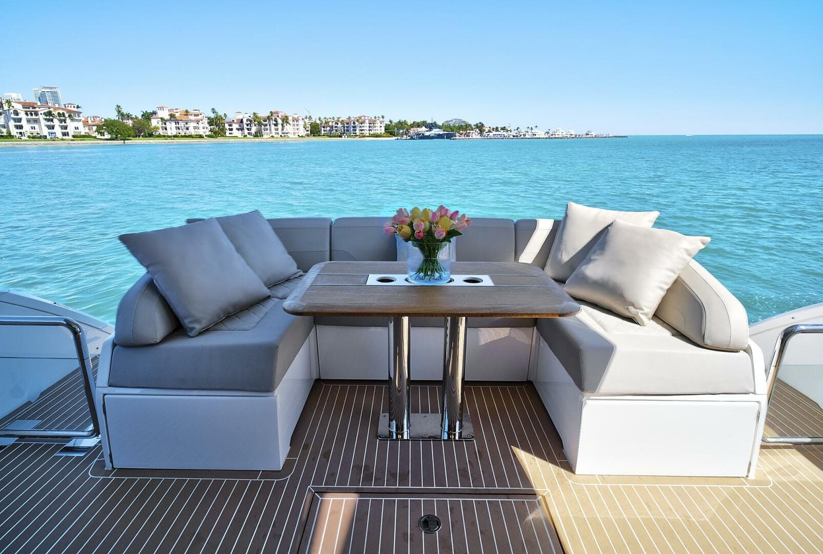 2021 Fairline Squadron 68 — photo 5