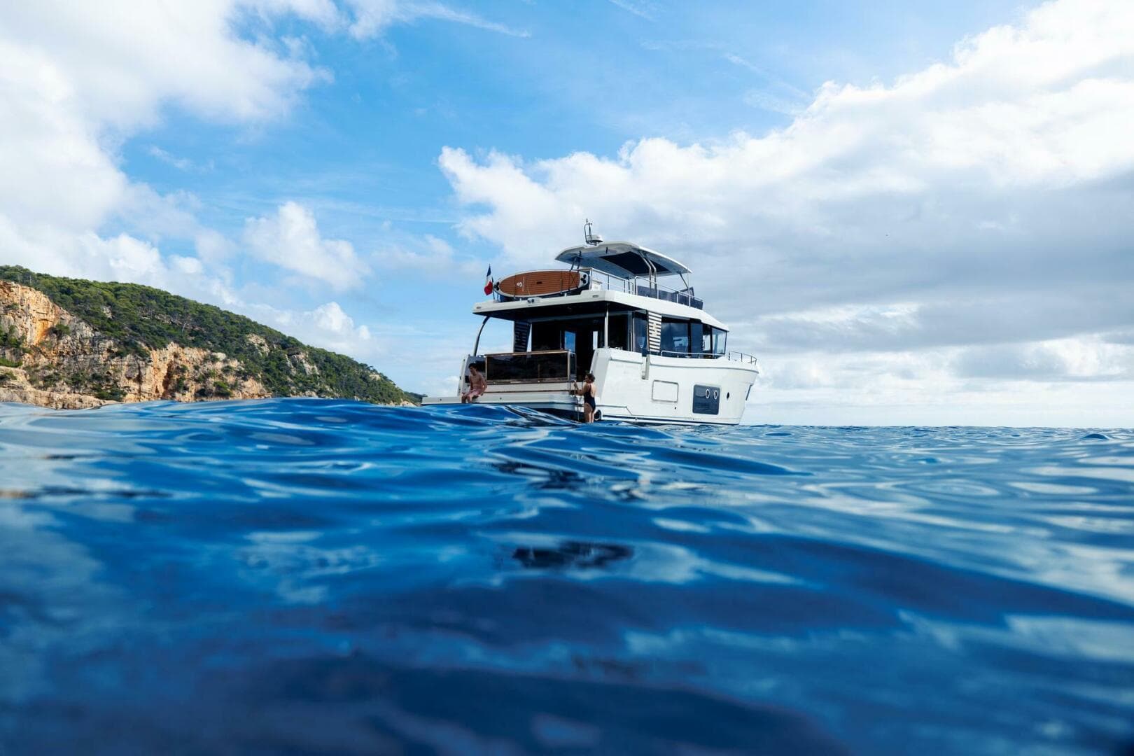 2026 Beneteau Swift Trawler 54 — photo 28