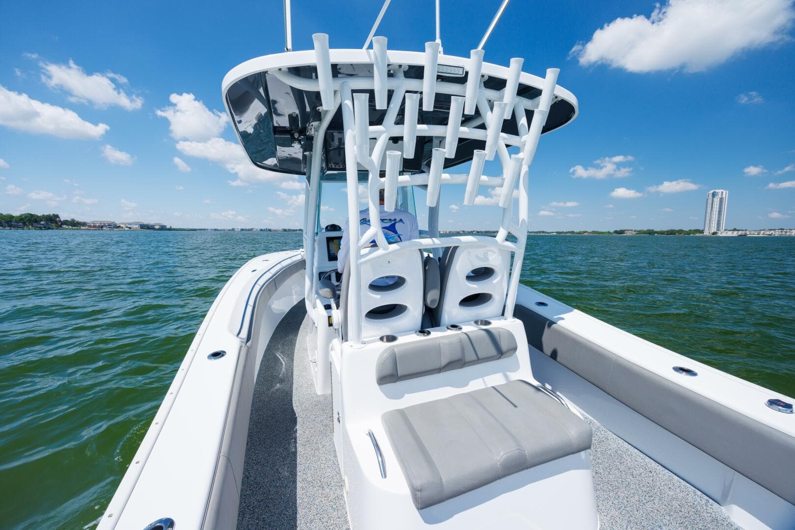 2022 Cape Horn 31 T — photo 7