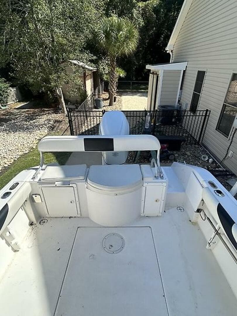 1999 Cobia 240 WA — photo 7