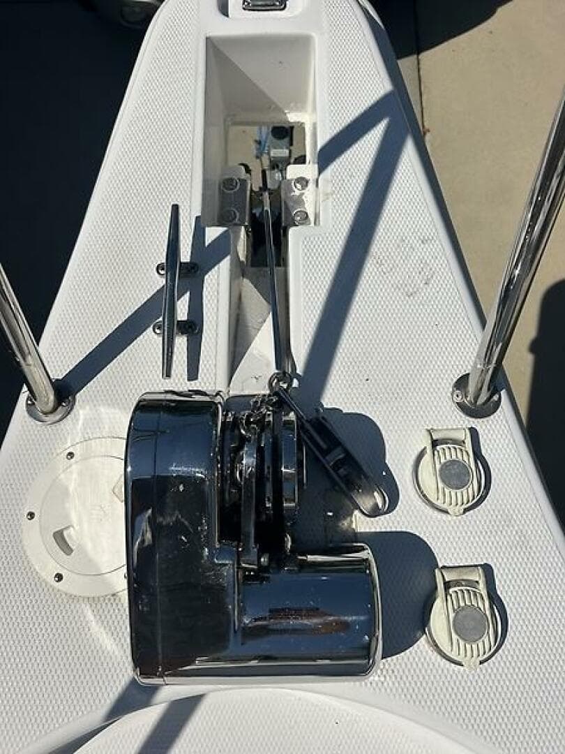 1999 Cobia 240 WA — photo 13