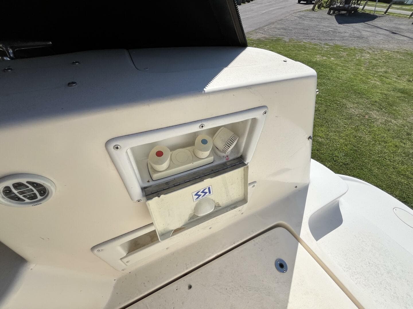 2000 Rinker Fiesta Vee 340 — photo 11