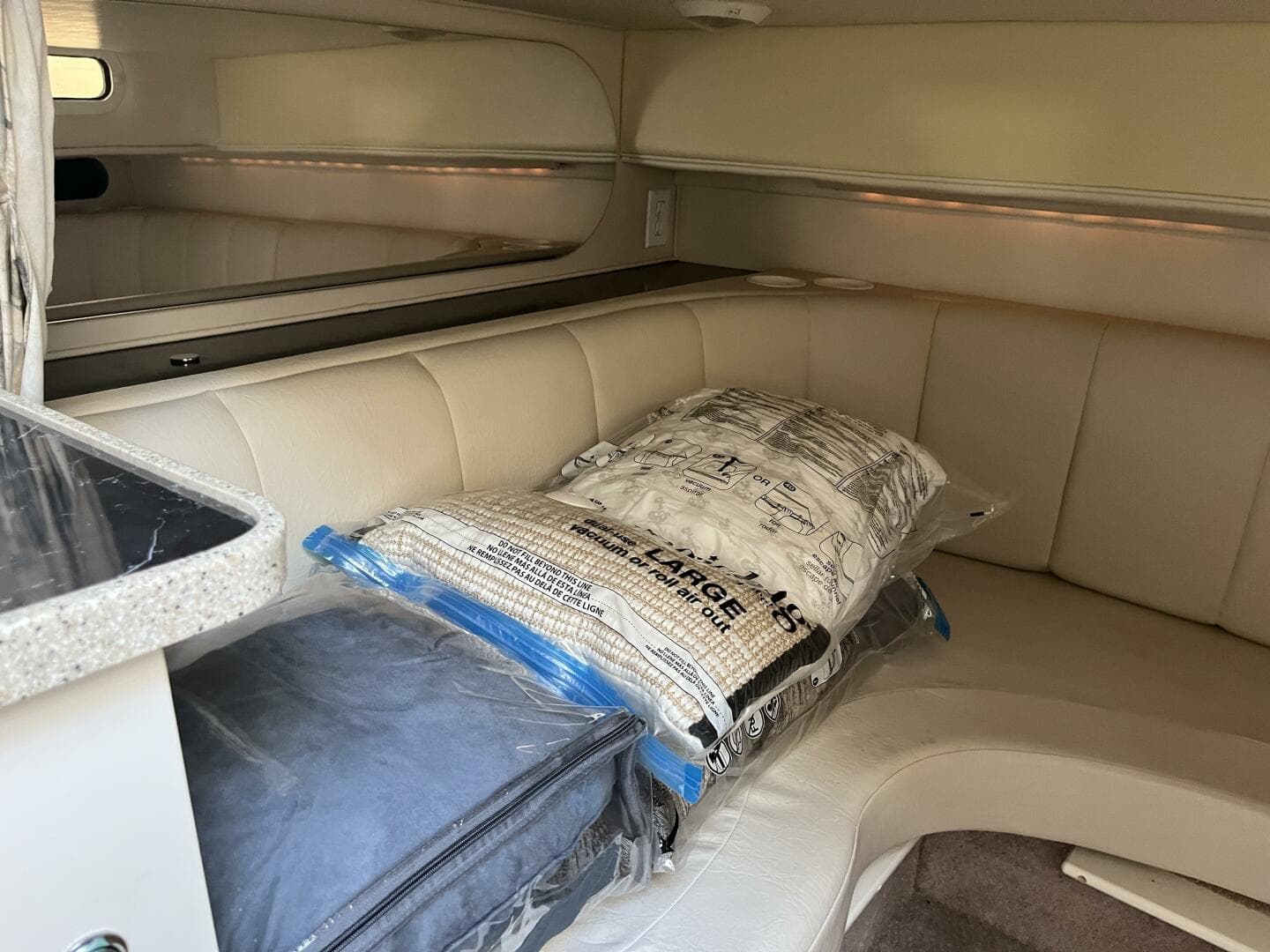 2000 Rinker Fiesta Vee 340 — photo 35