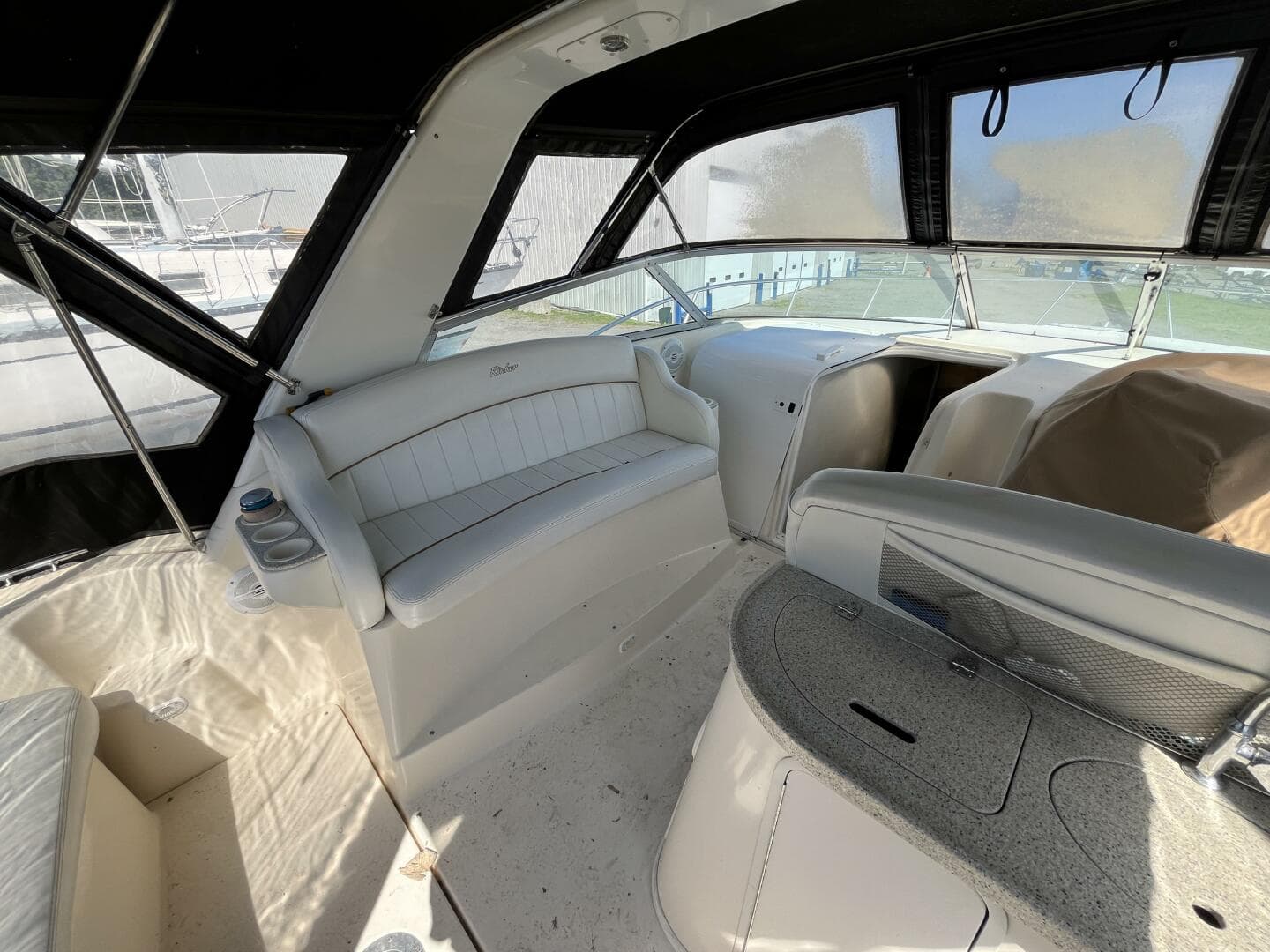 2000 Rinker Fiesta Vee 340 — photo 18