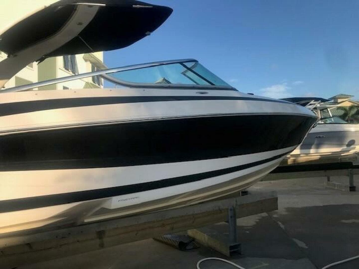2012 Regal 2500 — photo 12