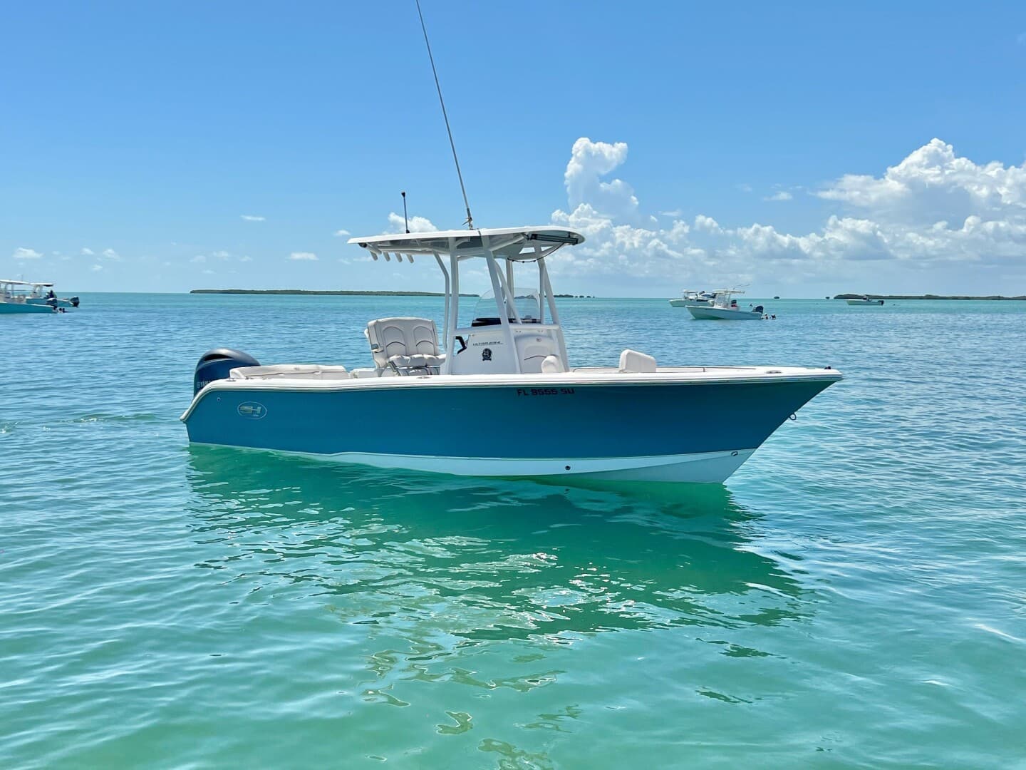 2021 Sea Hunt Ultra 234 — photo 1