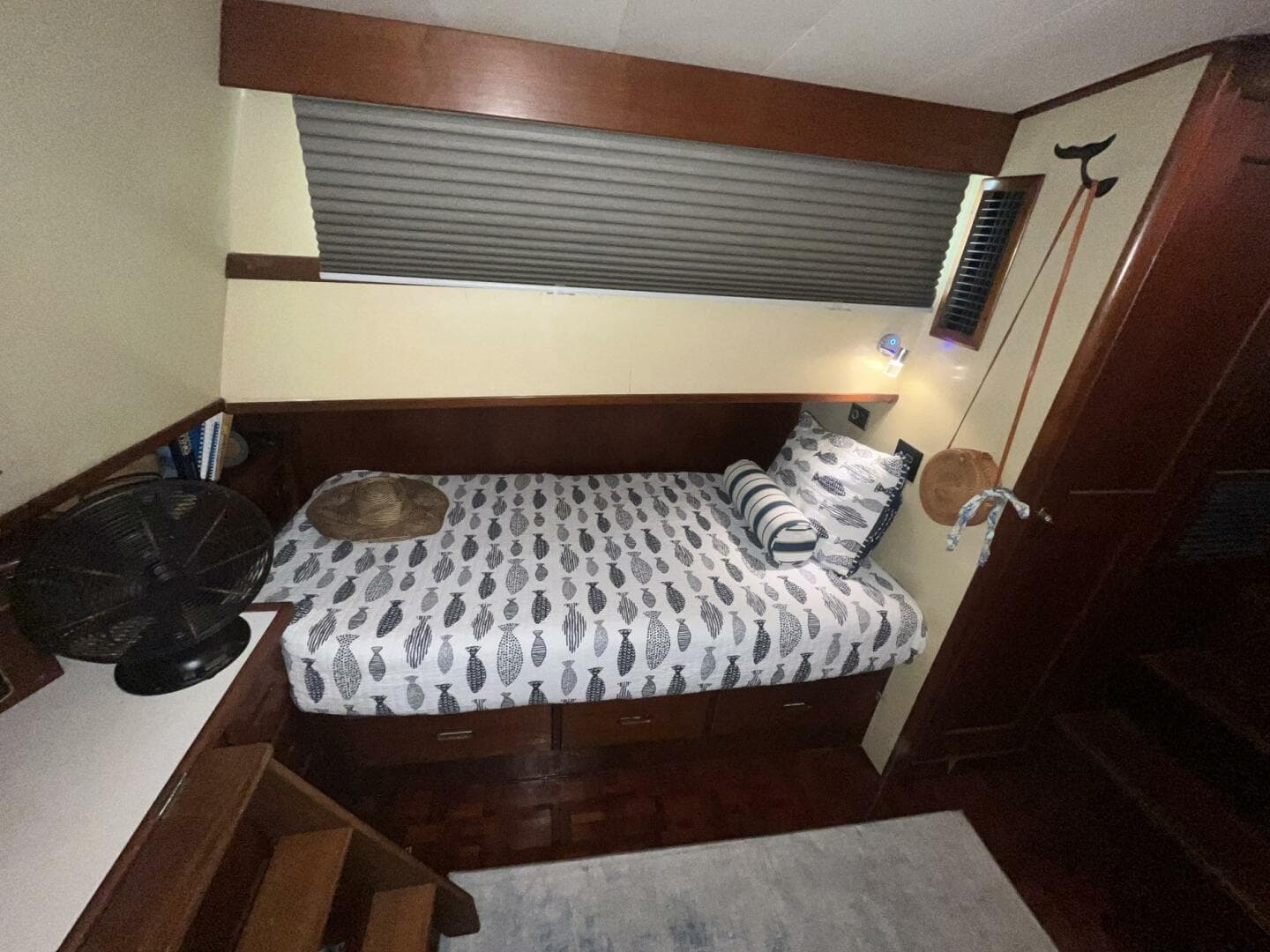 1979 Grand Banks 42 Classic — photo 56