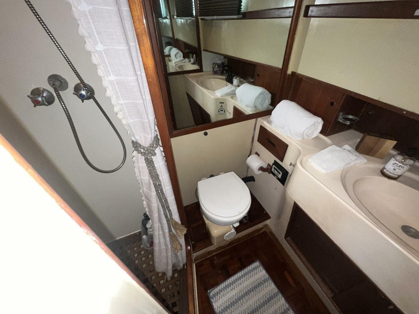 1979 Grand Banks 42 Classic — photo 63