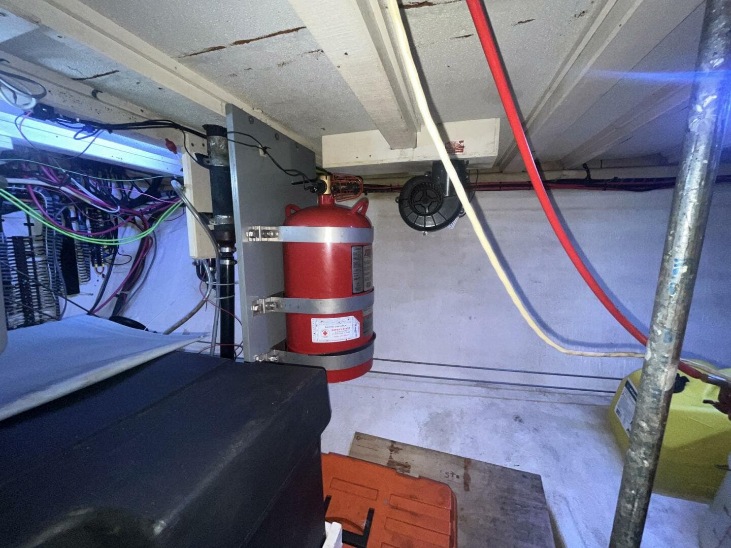 1979 Grand Banks 42 Classic — photo 90