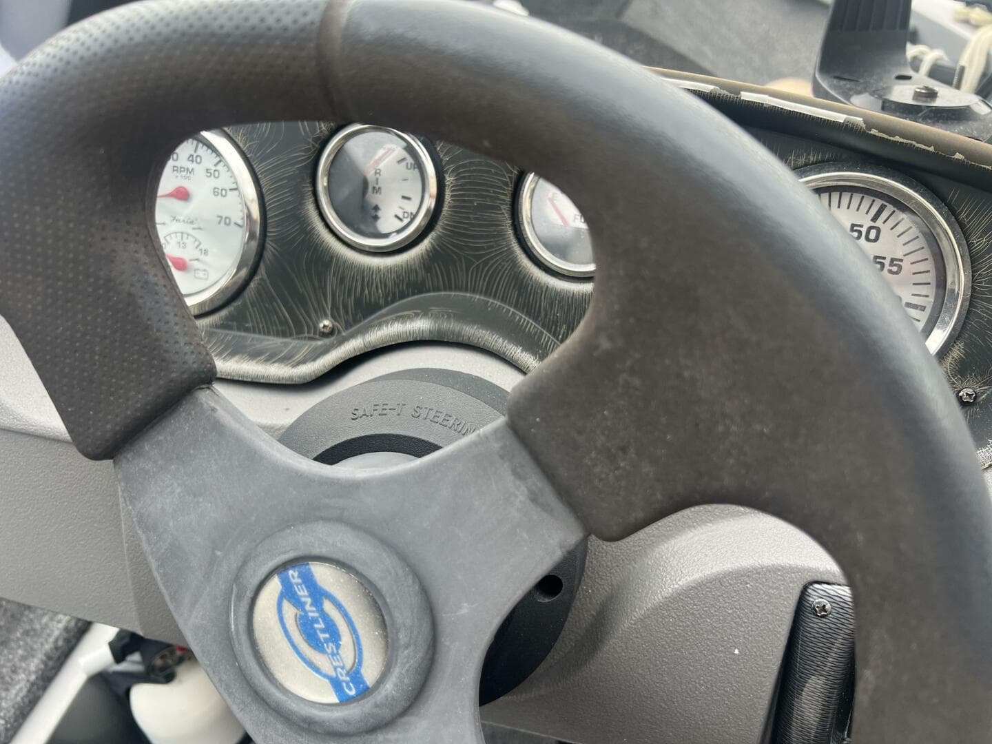 2013 Crestliner — photo 5